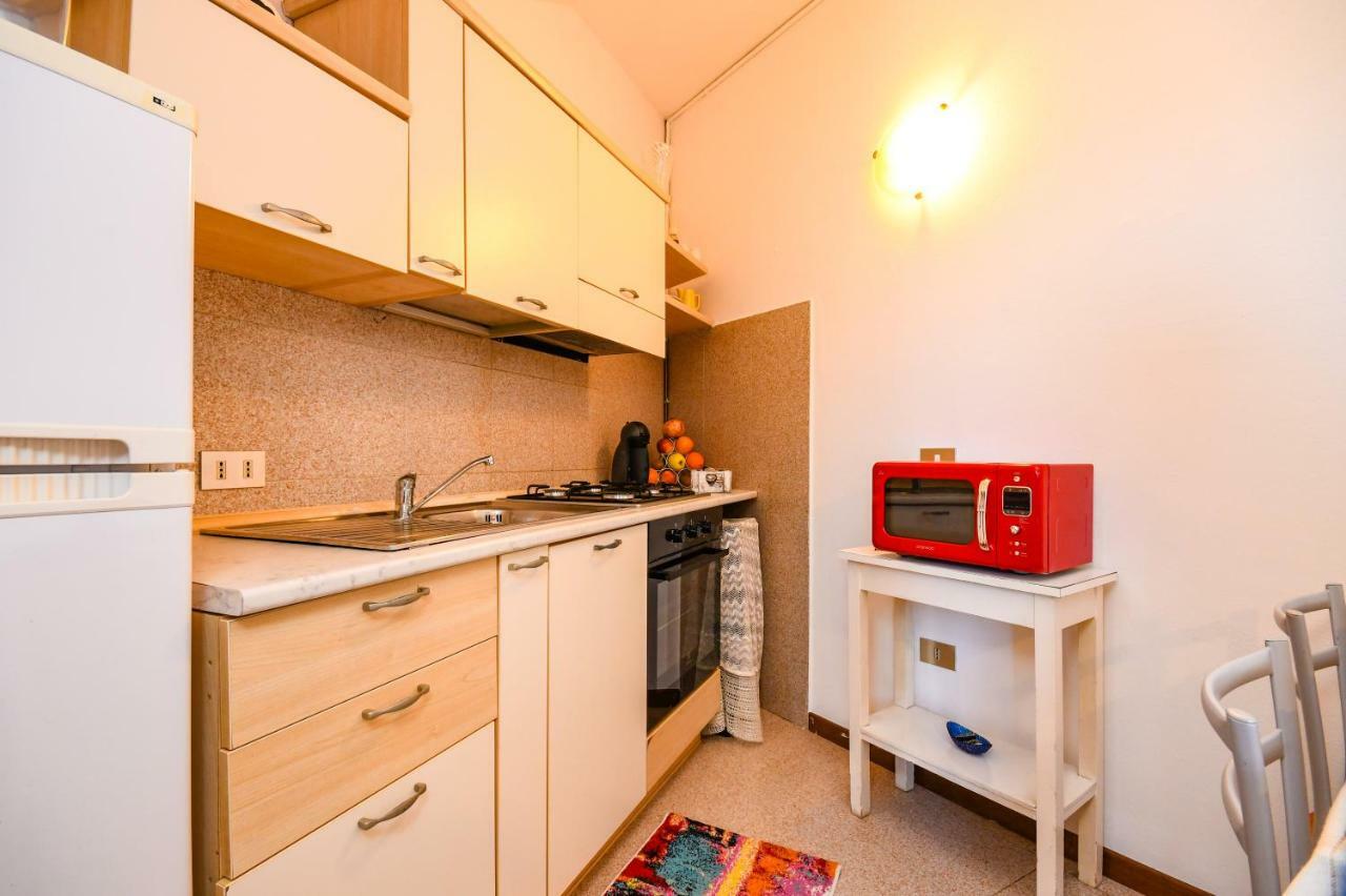 Catullo Apartments 西尔米奥奈 外观 照片